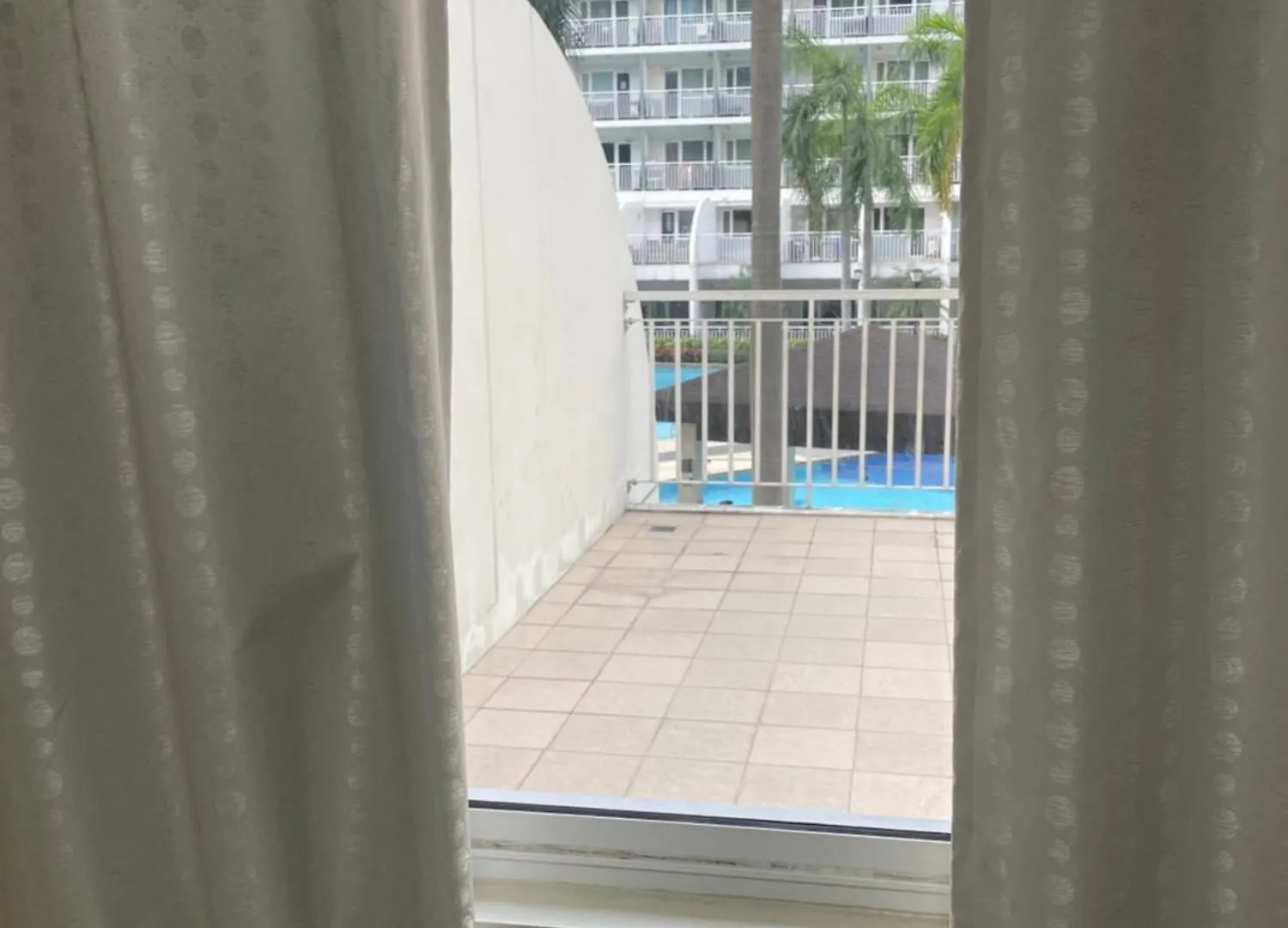 Unit 232D Pool View With Big Balcony Apartment Manila 0*,