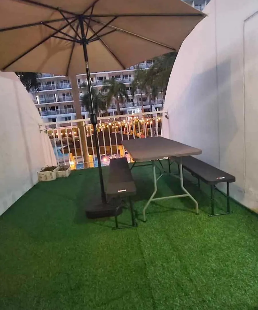 Unit 232D Pool View With Big Balcony Apartment Manila